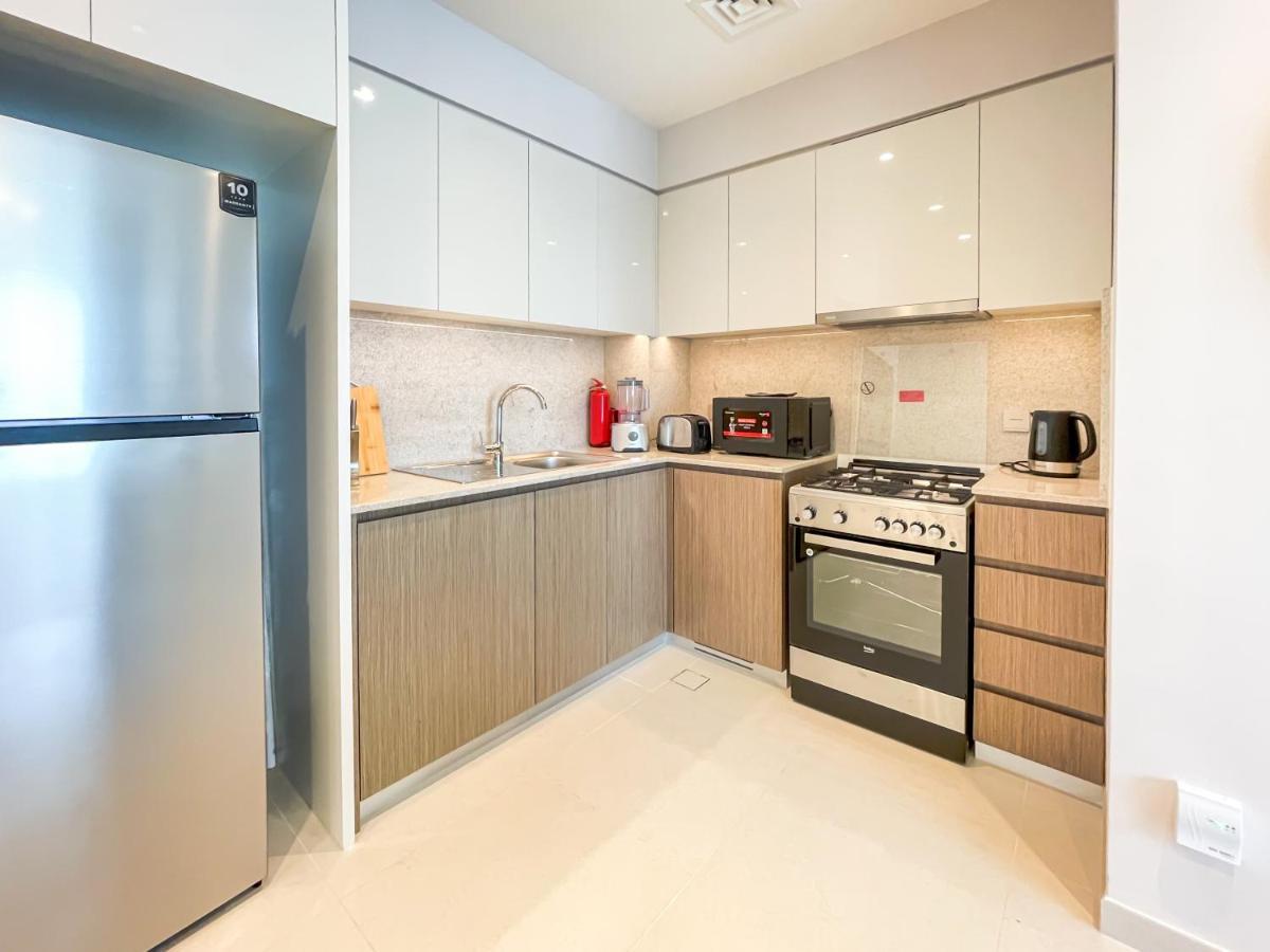 Amazing Next To Mall 160br-2 Apartamento Dubái