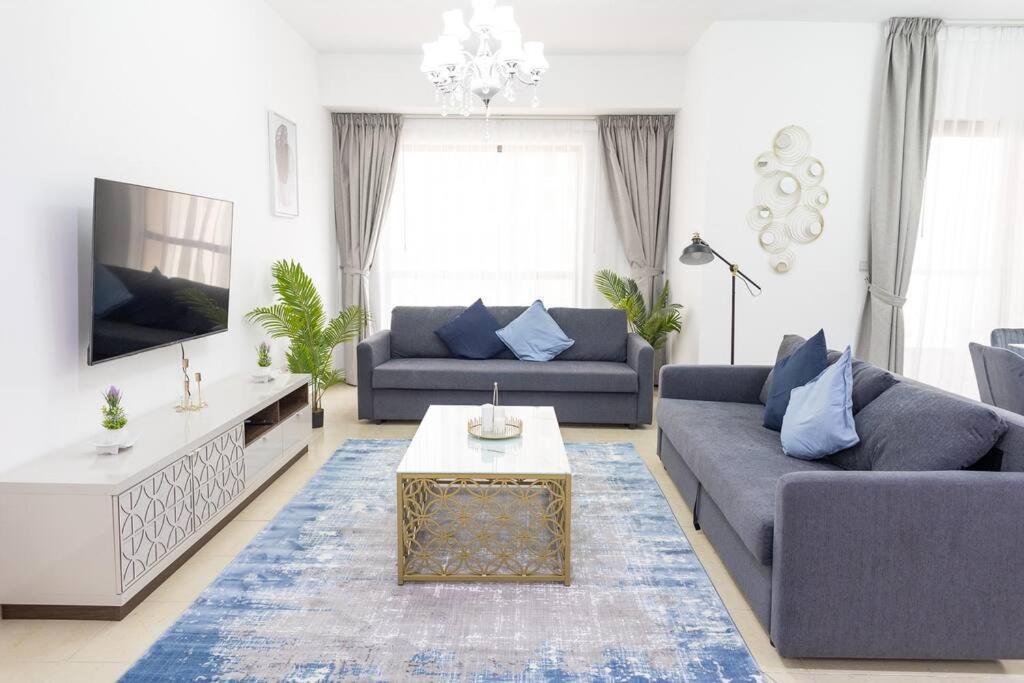 Apartemen Shams Front Jbr By Happy Season