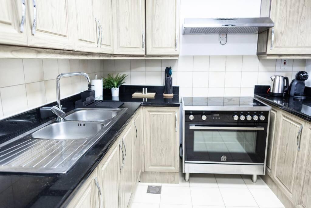 Apartemen Shams Front Jbr By Happy Season
