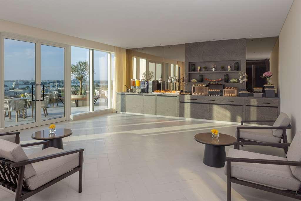 Avani Palm View