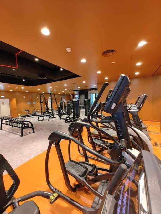 Ultimate / Sea Views / Port De La / Brand New / 4 People Apartemen Dubai
