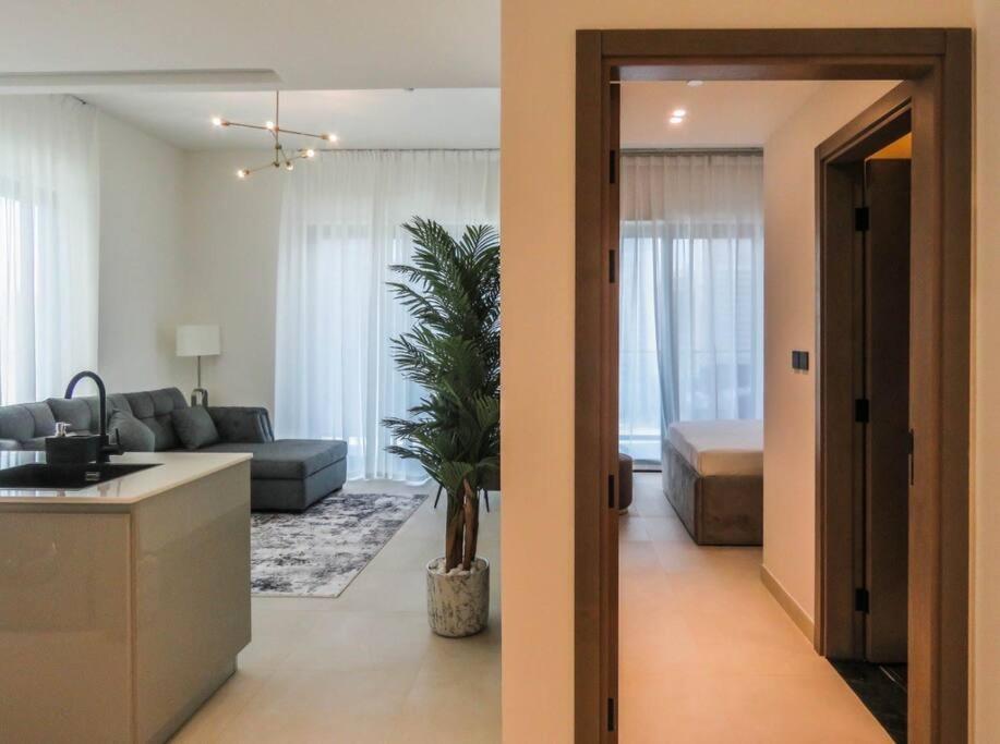 Stylish 2 Bedroom In Binghatti, Business Bay Appartement *