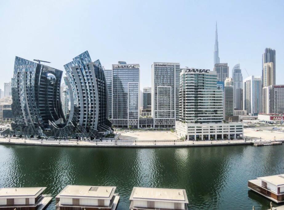 Stylish 2 Bedroom In Binghatti, Business Bay Appartement *