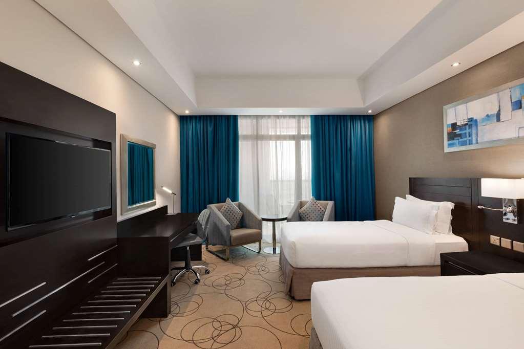 Hotel Ramada Barsha Heights
