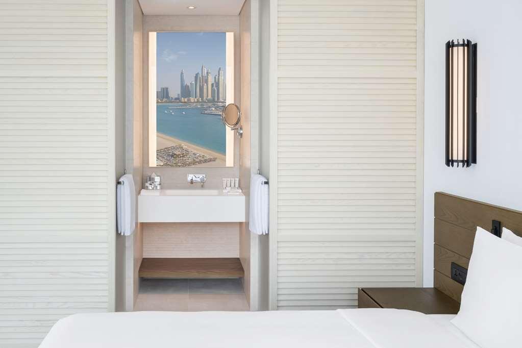 Radisson Palm Jumeirah 4*