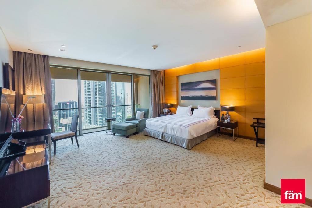 Partial Burjkhalifa Studio, Interconnecting To Dubai Mall
