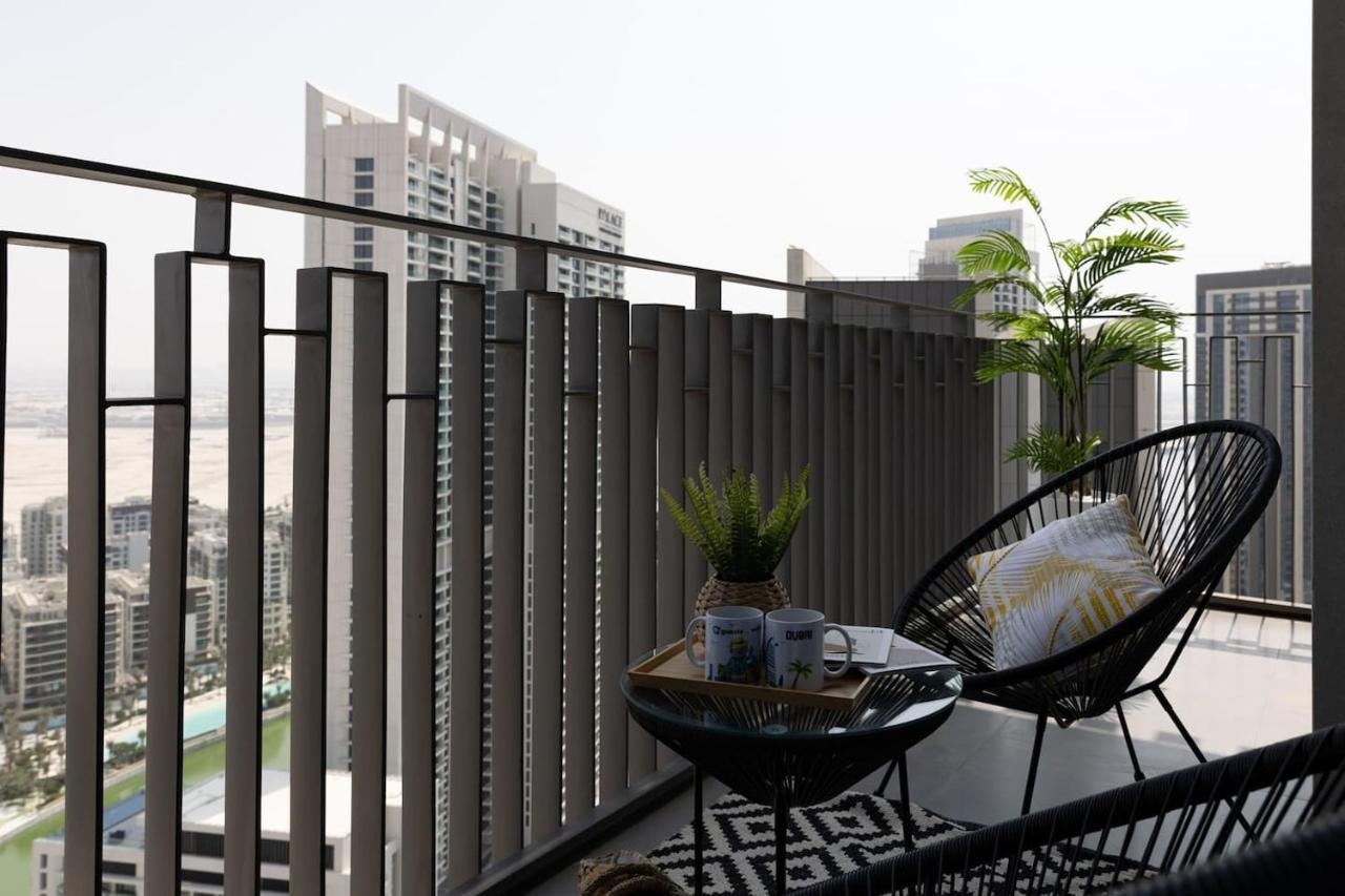 Apartment Higuests - Creekside Stylish 3br With Views Dubai