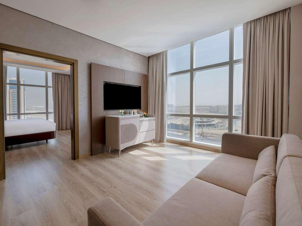 Moevenpick Jumeirah Village Triangle Hotel Dubái