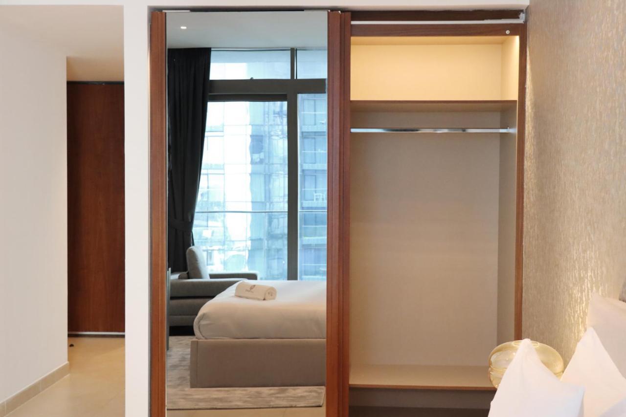 Luxury 2br Waterfront Oasis In Marinagate - Livbnb Dubai