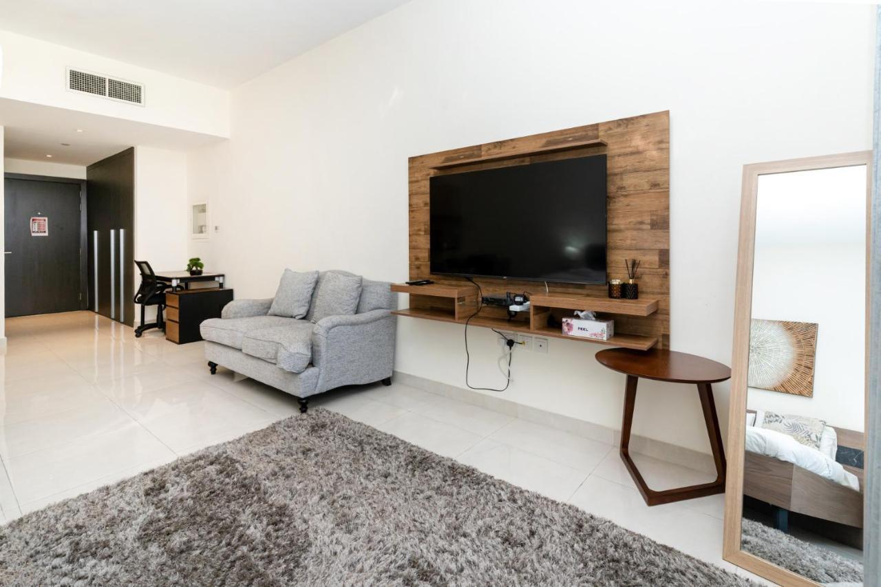 Contemporary With Balcony I Fast Wi-fi Appartement Dubaï