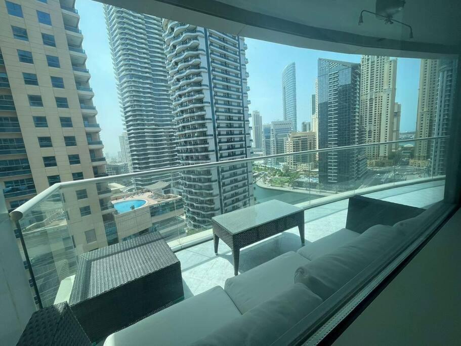 2 Bedroom & 3 Bath In Marina - Walking Distance To Jbr!