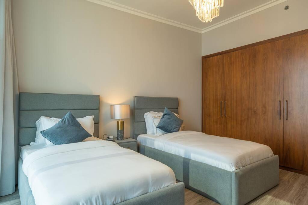 First Class 3br With Full Burj Khalifa And Fountain View Apartamento Dubái