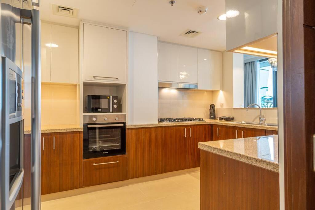 First Class 3br With Full Burj Khalifa And Fountain View