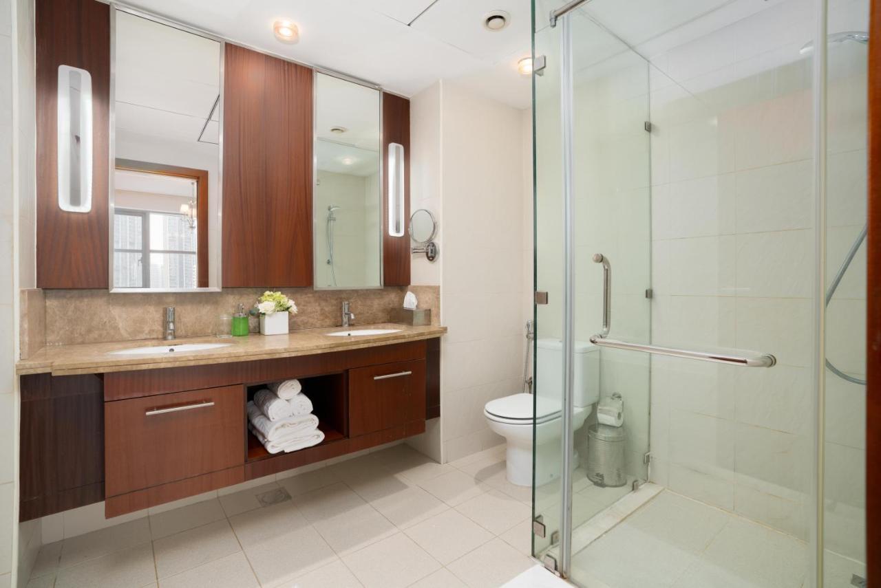 Ultimate 2 Bedroom Next To Burj Khalifa With Opera With Fountain Views *