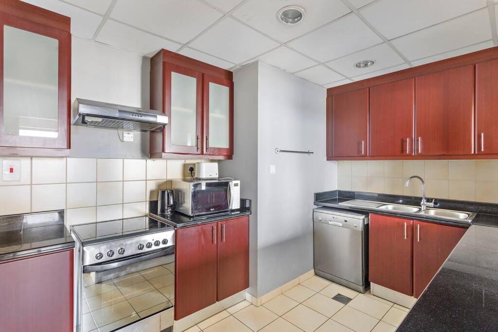 Appartement Stonetree - Beautiful 1br With Partial Sea View Dubaï