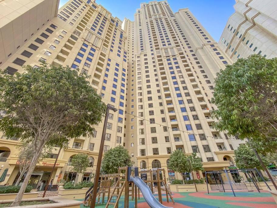 Appartement Stonetree - Beautiful 1br With Partial Sea View