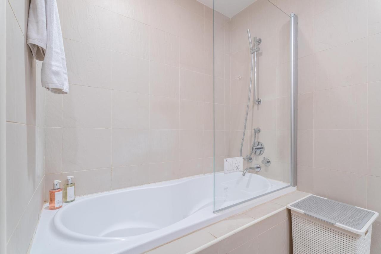 Nasma Luxury - Sophisticated Studio Near Burj Khalifa Dubái