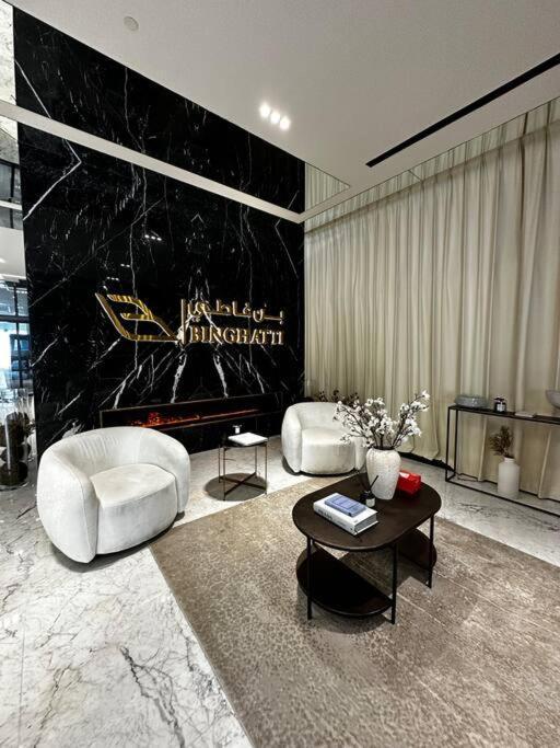 Stunning 1 Bedroom In Binghatti, Burj Khalifa View * Dubái
