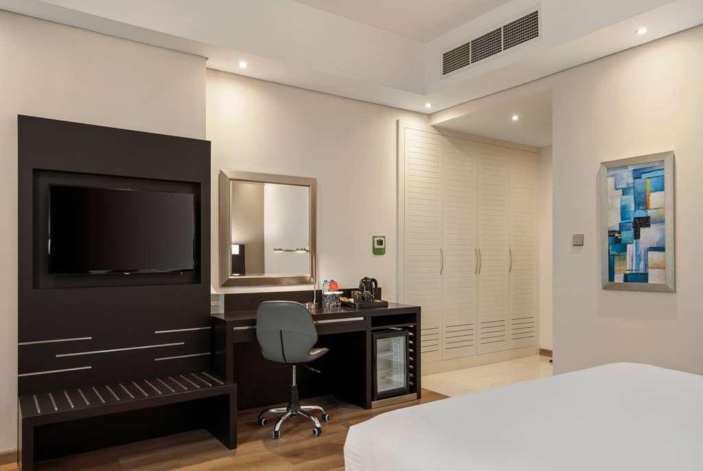 Ramada Barsha Heights Hotel *