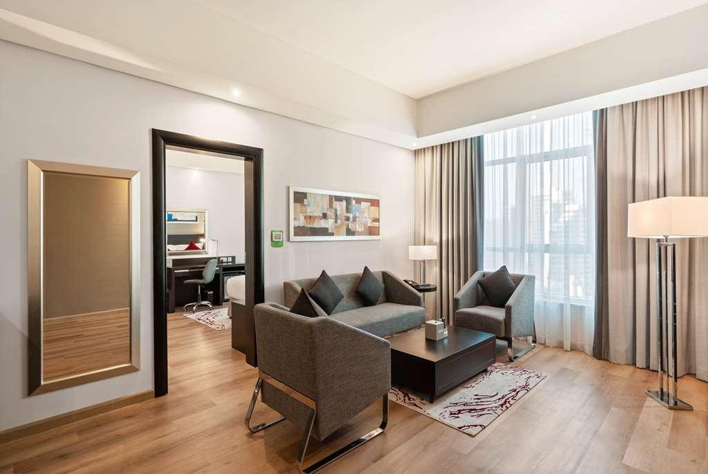 Hotel Ramada Barsha Heights *