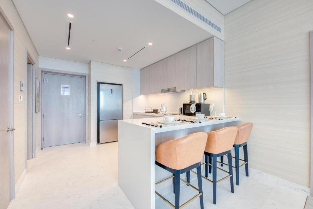Appartement The Infinity Pool ,resort Style Amenities, Sea Views And A Glimpse Of Ain Dubaï