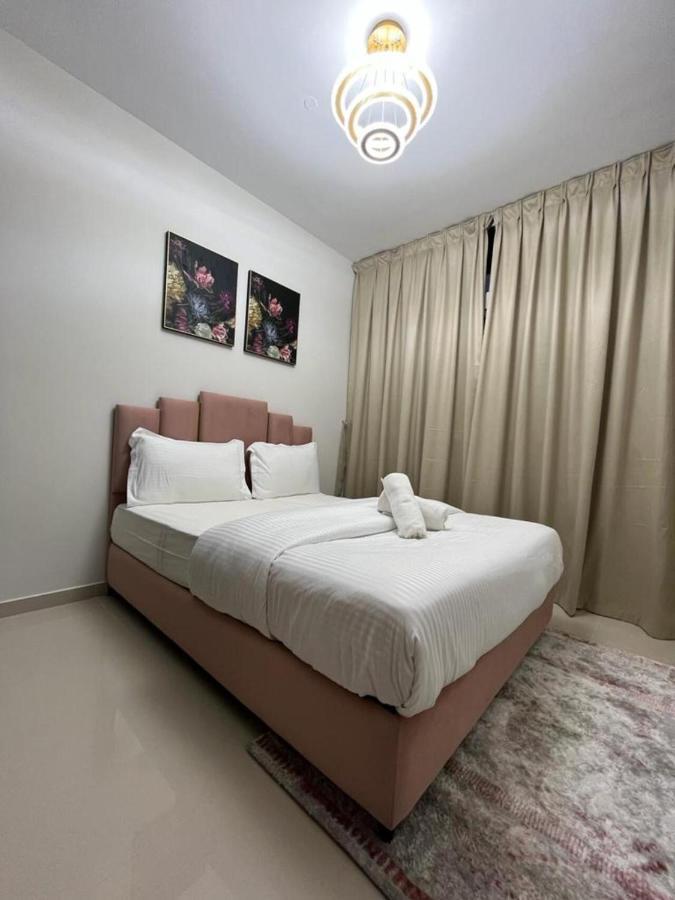 Vacation In Damac Hills 2 Villa Dubai