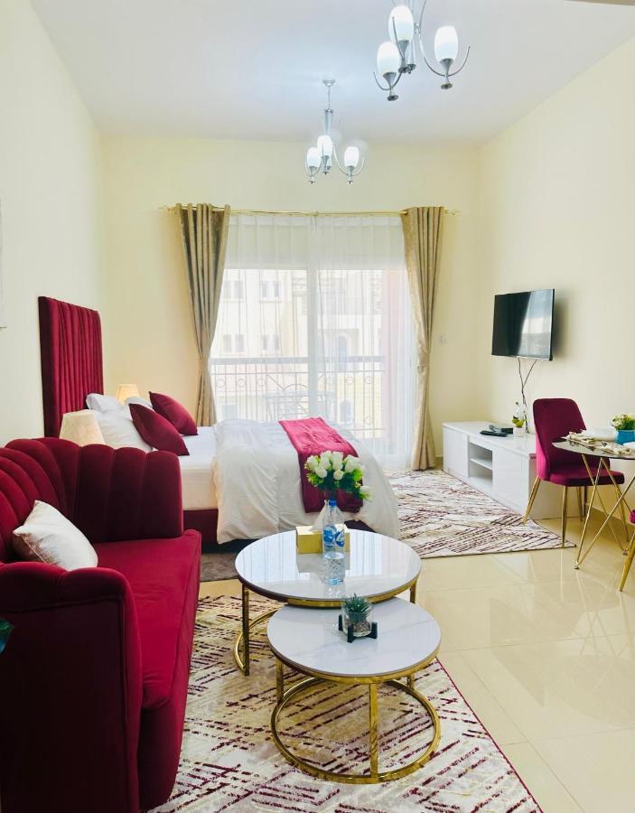 Luxurious Living In Jumeirah Village Circle, Apartament Dubai