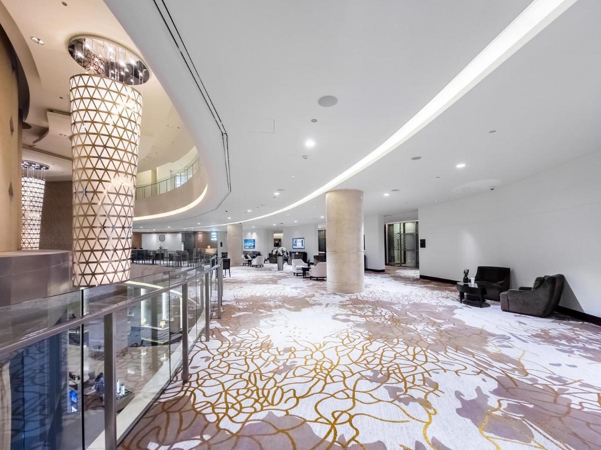 Magnificent In Emaar Marina *