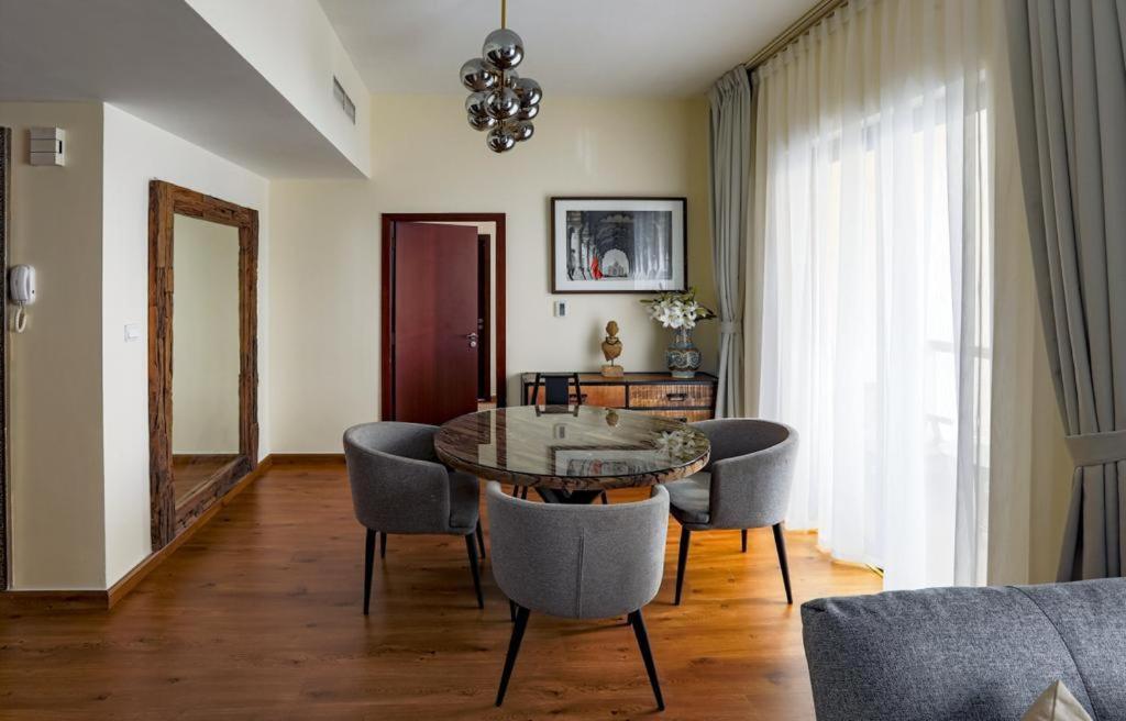 Beautiful Stylish 1 Bedroom By The Jbr ! Apartamento Dubái