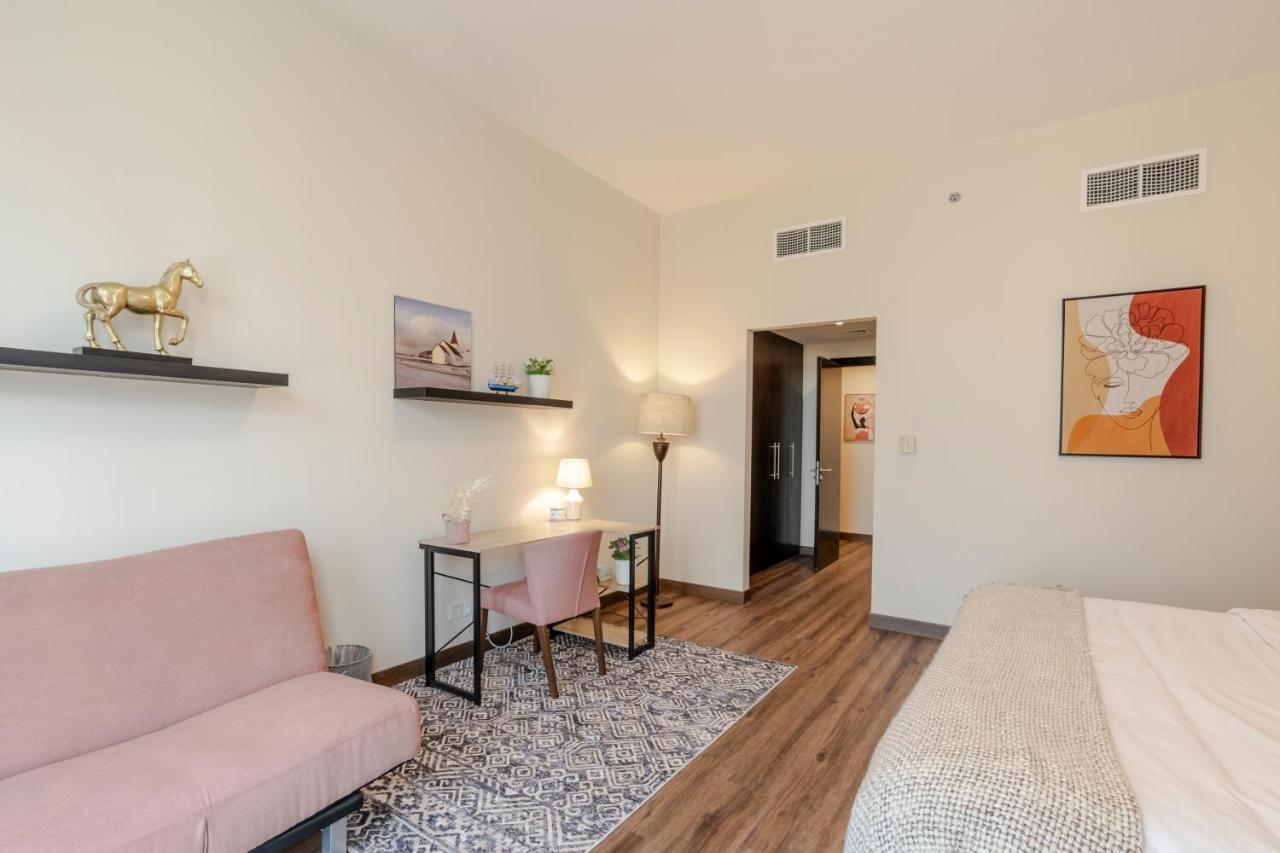 Beautiful Huge 2 Bed * Dubaï