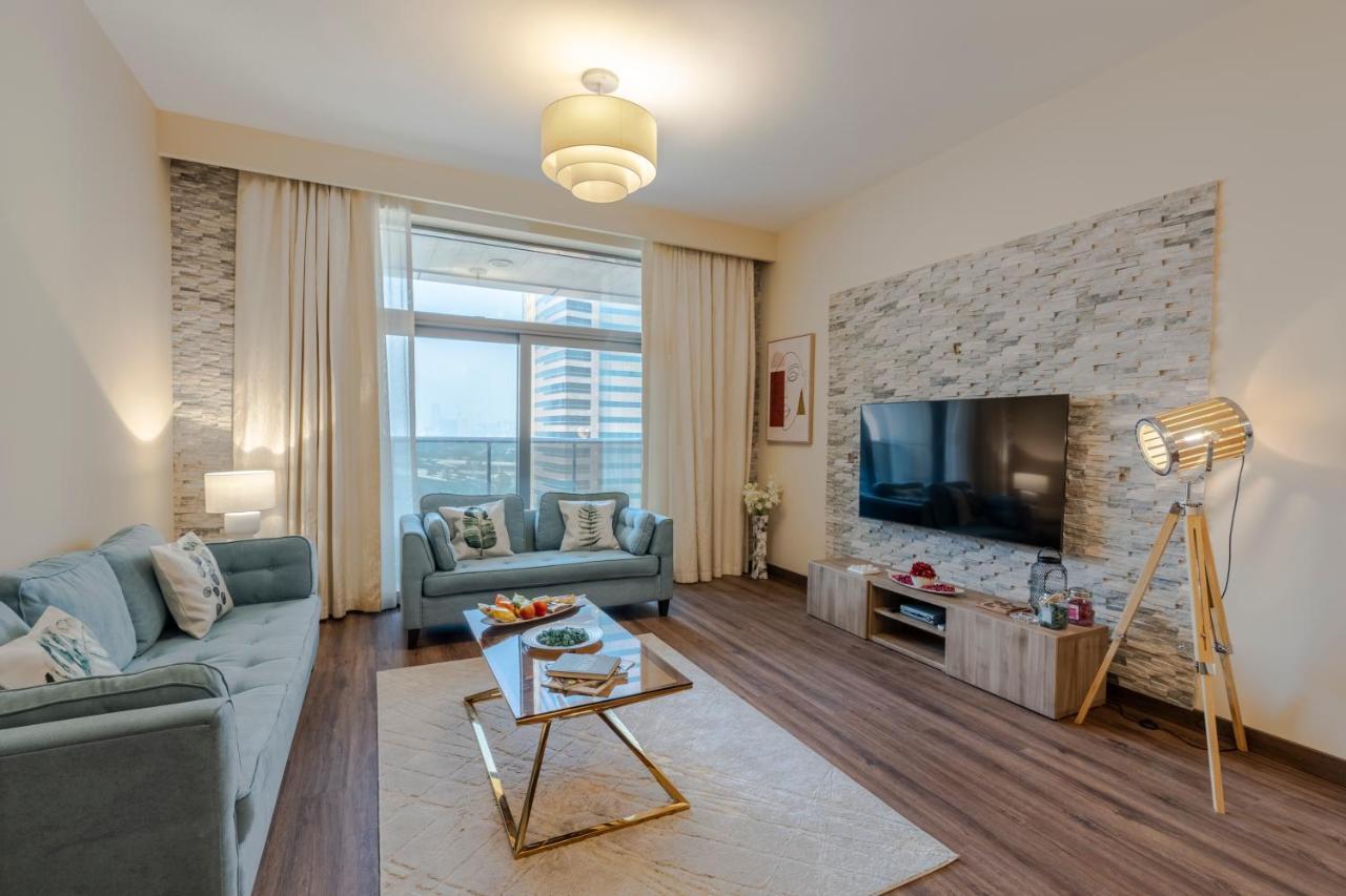Appartement Beautiful Huge 2 Bed Dubaï