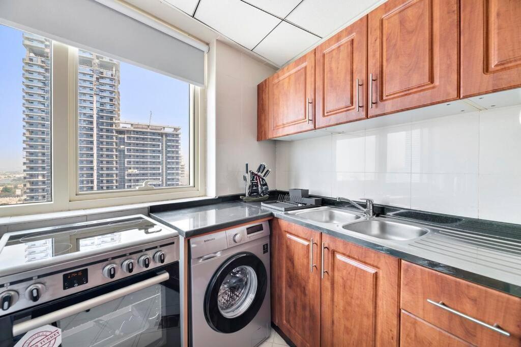 Stonetree - Stylish 1br In Jlt Appartement