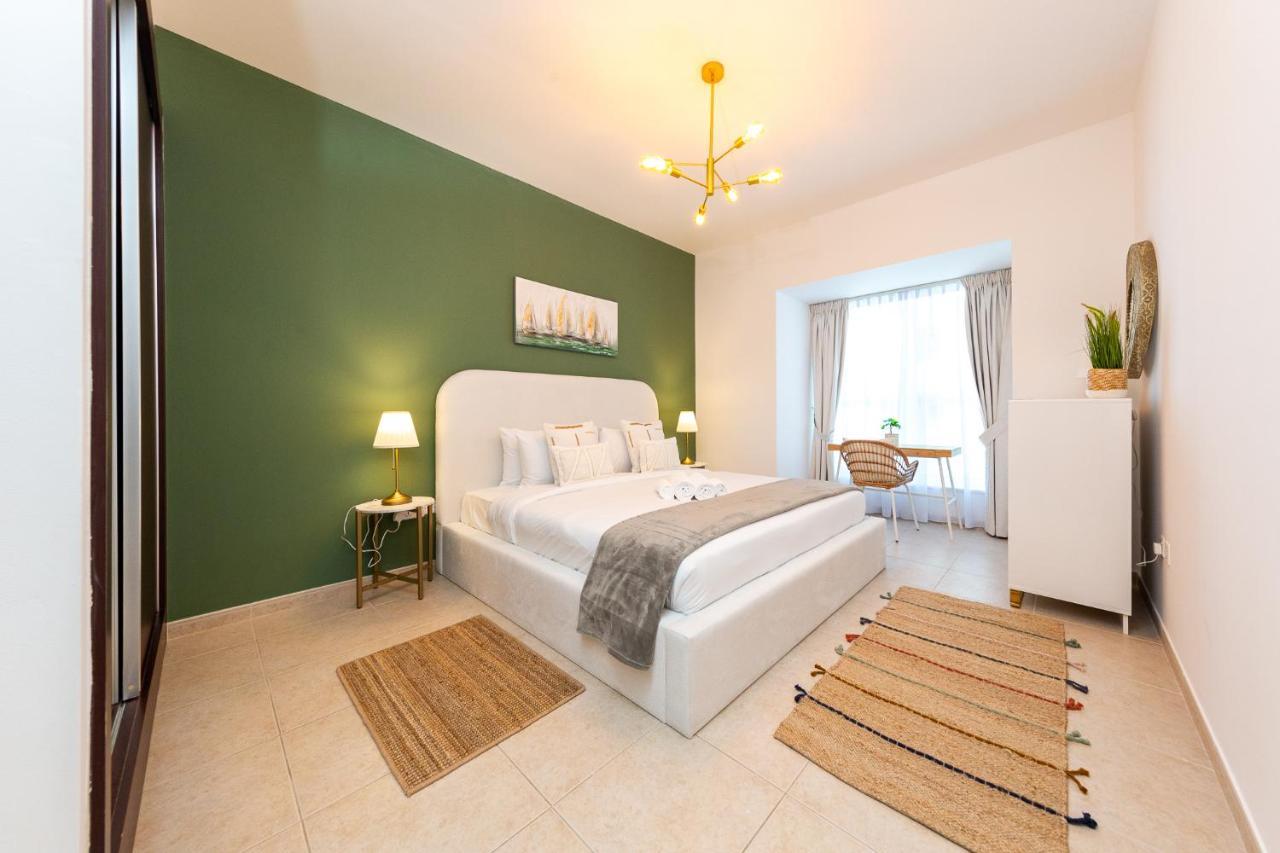 Attractive 1br With Sea View Near Barasti Club Apartamento Dubái