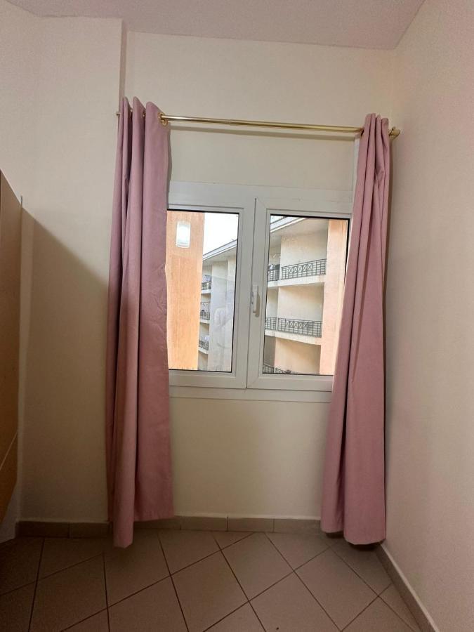 Ruby Star For Female -4 R-1 Hostal *