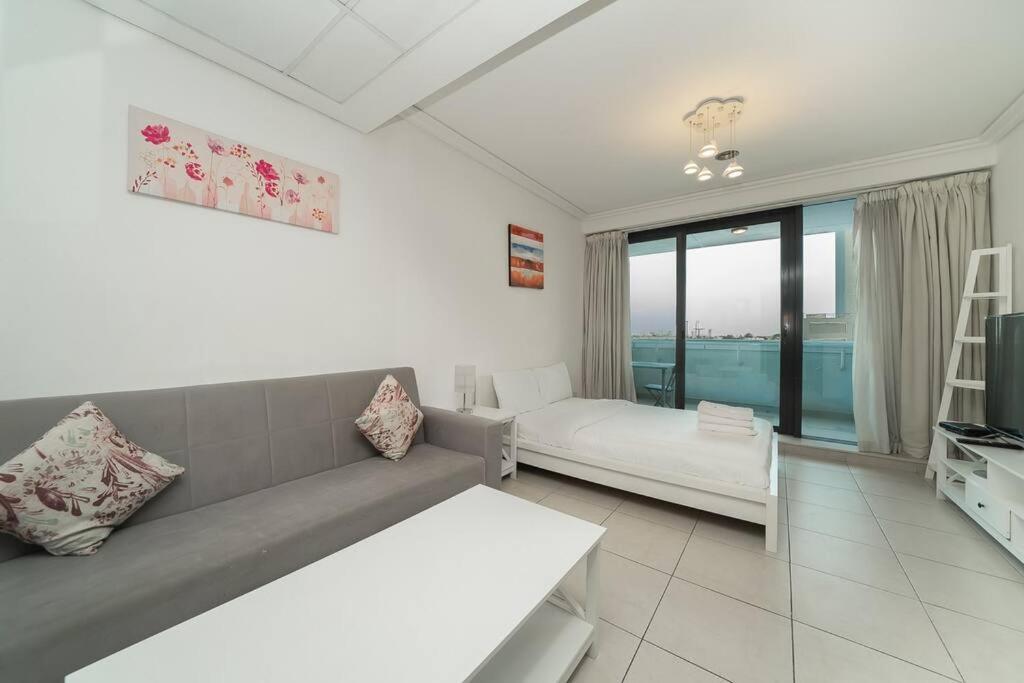 Appartement Stonetree - Fully Furnished With Spacious Balcony *
