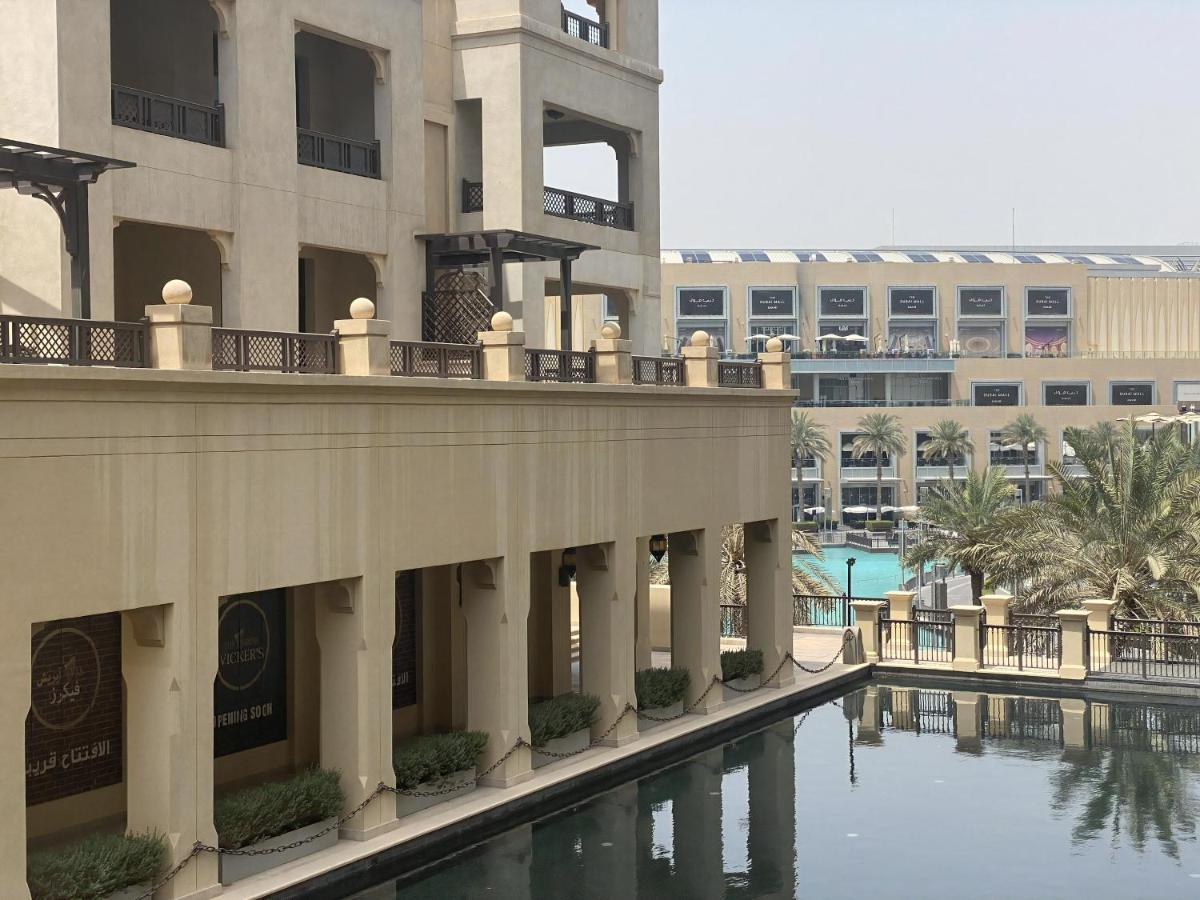Lux I Souk Al Bahar I Burj Khalifa Views Lägenhet Dubai