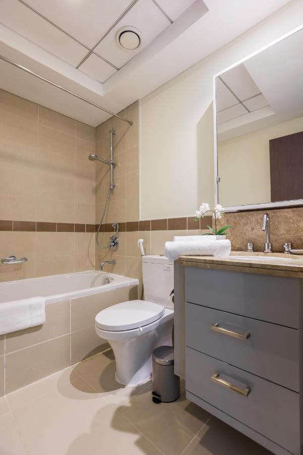 Apartamento New Luxury 2bdr With Burj Khalifa And Fountain View Dubái