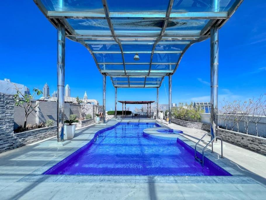 Premium 1bhk Near Metro Station Marina & Jbr Apartamento *
