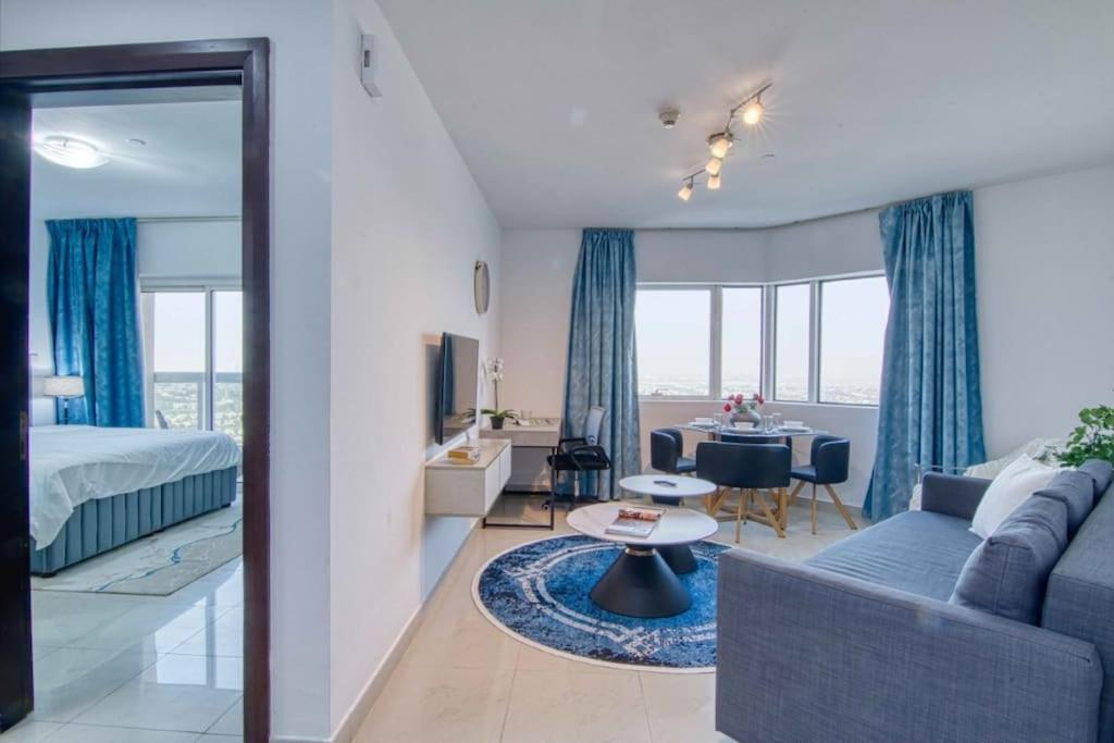 Premium 1bhk Near Metro Station Marina & Jbr Apartamento *