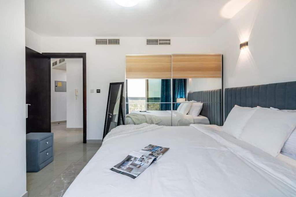 Premium 1bhk Near Metro Station Marina & Jbr