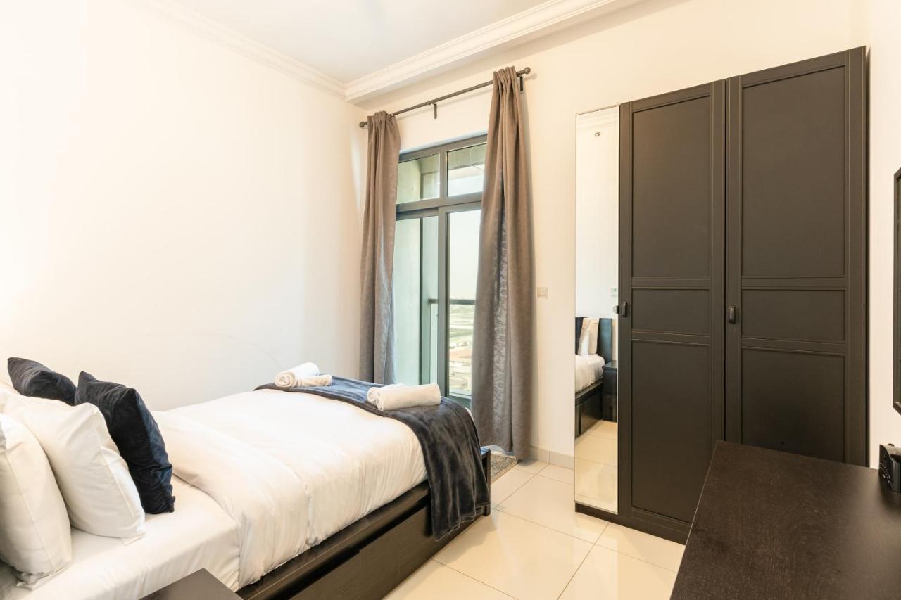 Executive Bay - 1br - Allsopp&allsopp