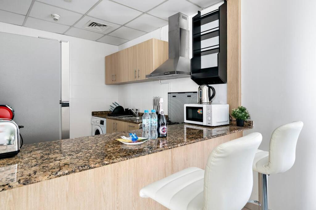 Appartement Stonetree - Furnished 1 Bedroom Near To Tram Dubaï