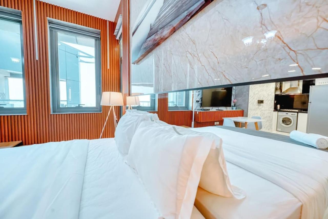 Apartment Modern W Downtown Views In Business Bay Dubai