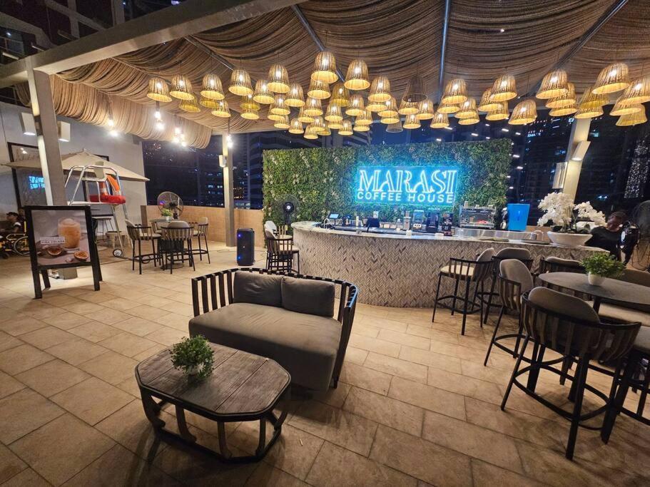 Luxury Business Bay With Breathtaking Views. Dubaï