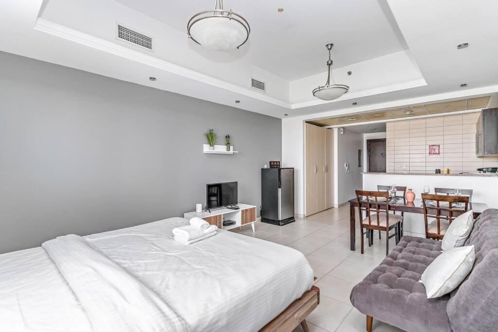 Stonetree - Near Metro - Furnished In Jlt *