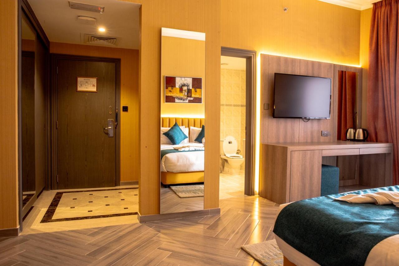 Six Seasons Hotel 3*