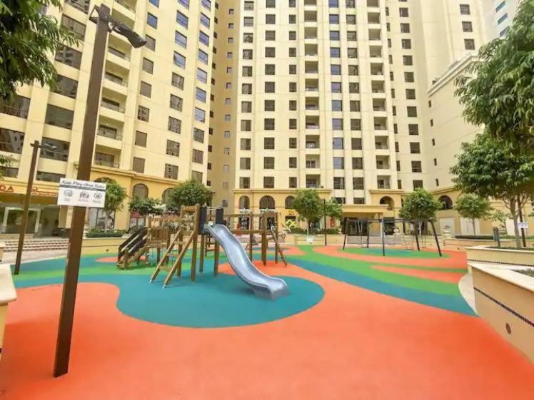 Apartemen Beautiful In Marina Dubai