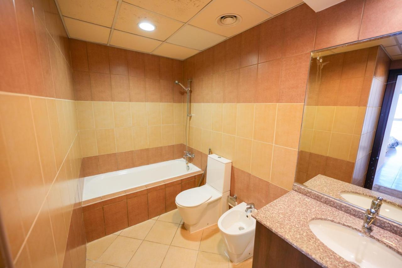 Incredible 2br With Burj Khalifa View & Balcony * Dubái