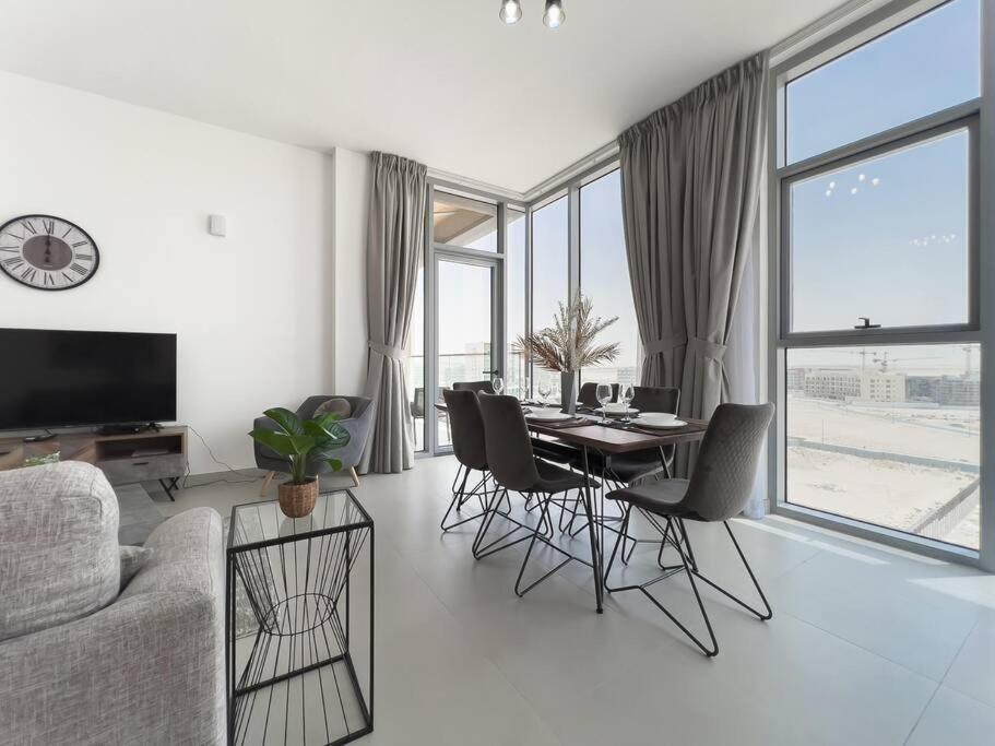 Stonetree - Spacious 3 Bedroom In The Pulse C2 * Dubaï