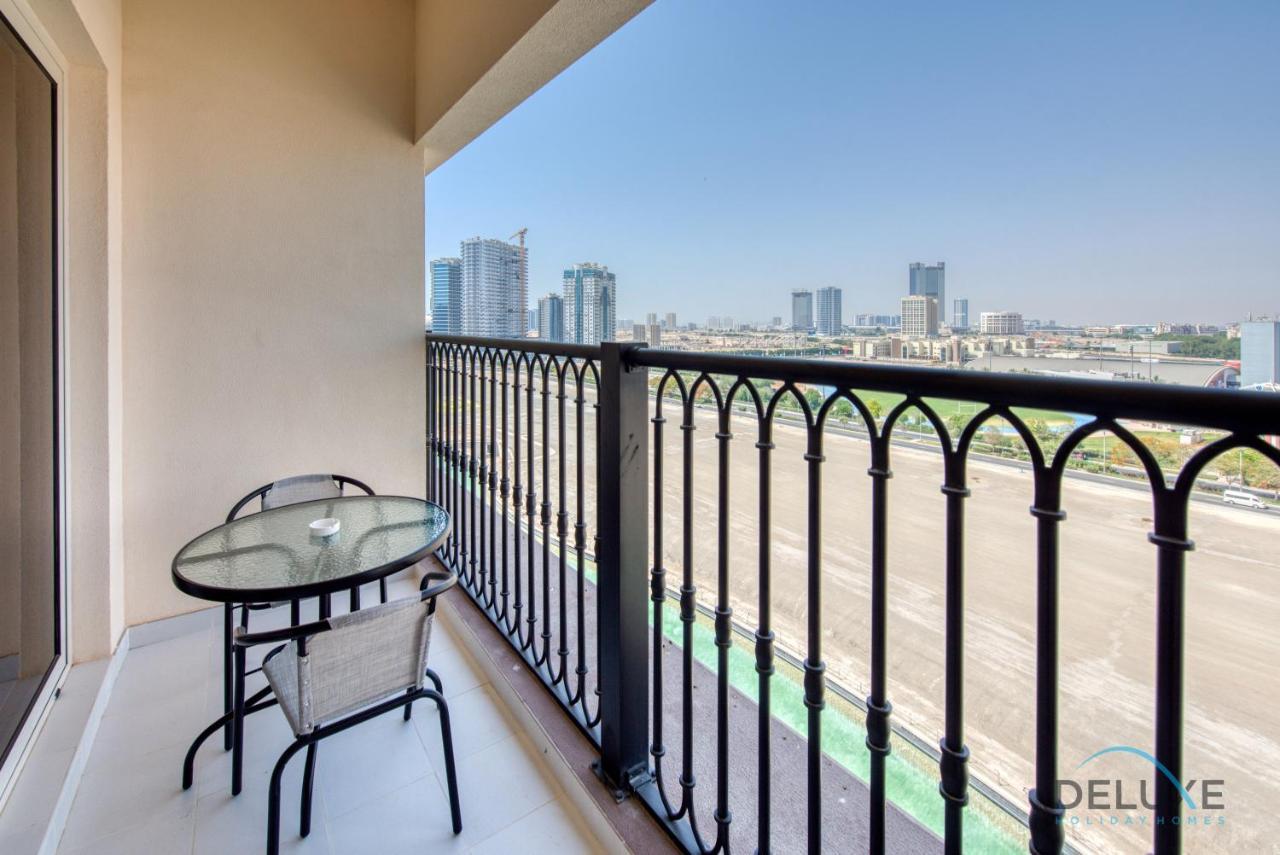 Vivid 2br At Canal Residences West Sports By Deluxe Homes Appartement Dubaï